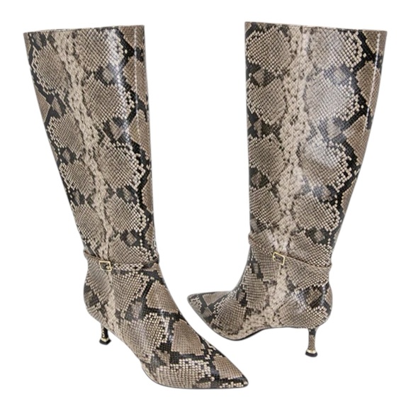 Kenneth Cole New York
Women's Utah Pointed Toe Knee High Boots - Picture 2 of 5